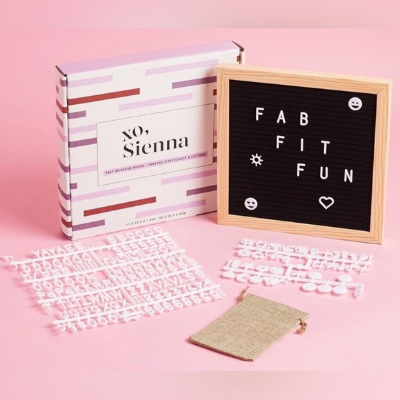 XO Sienna-NWT Felt Message Board - Picture 1 of 10